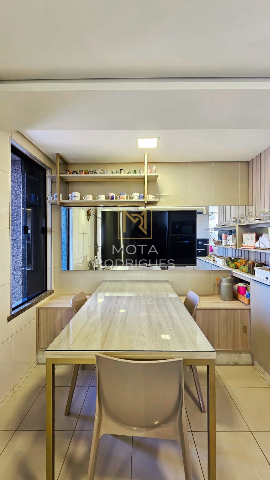 Foto do imóvel: Apartamento com 3 Quartos à Venda, 220 m² em Dionisio Torres - Fortaleza