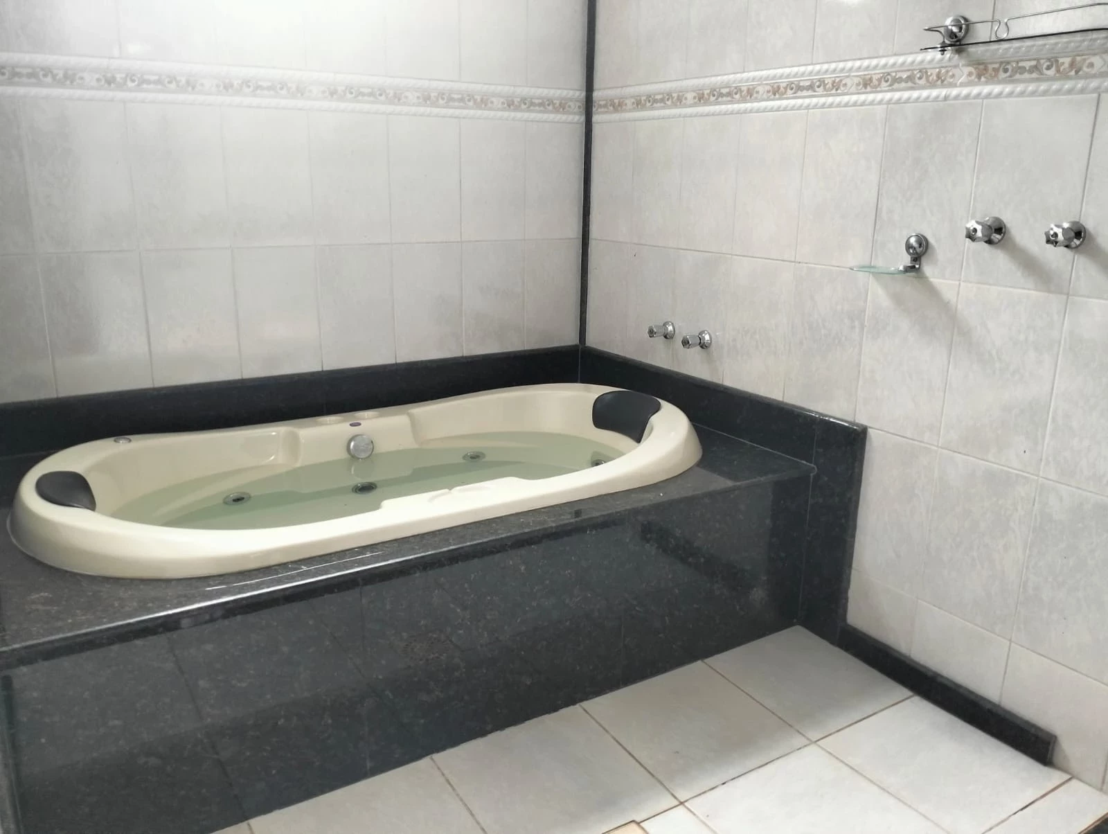 Foto do imóvel: Casa com 4 Quartos à Venda, 220 m² em Vila Maria - Aparecida de Goiânia