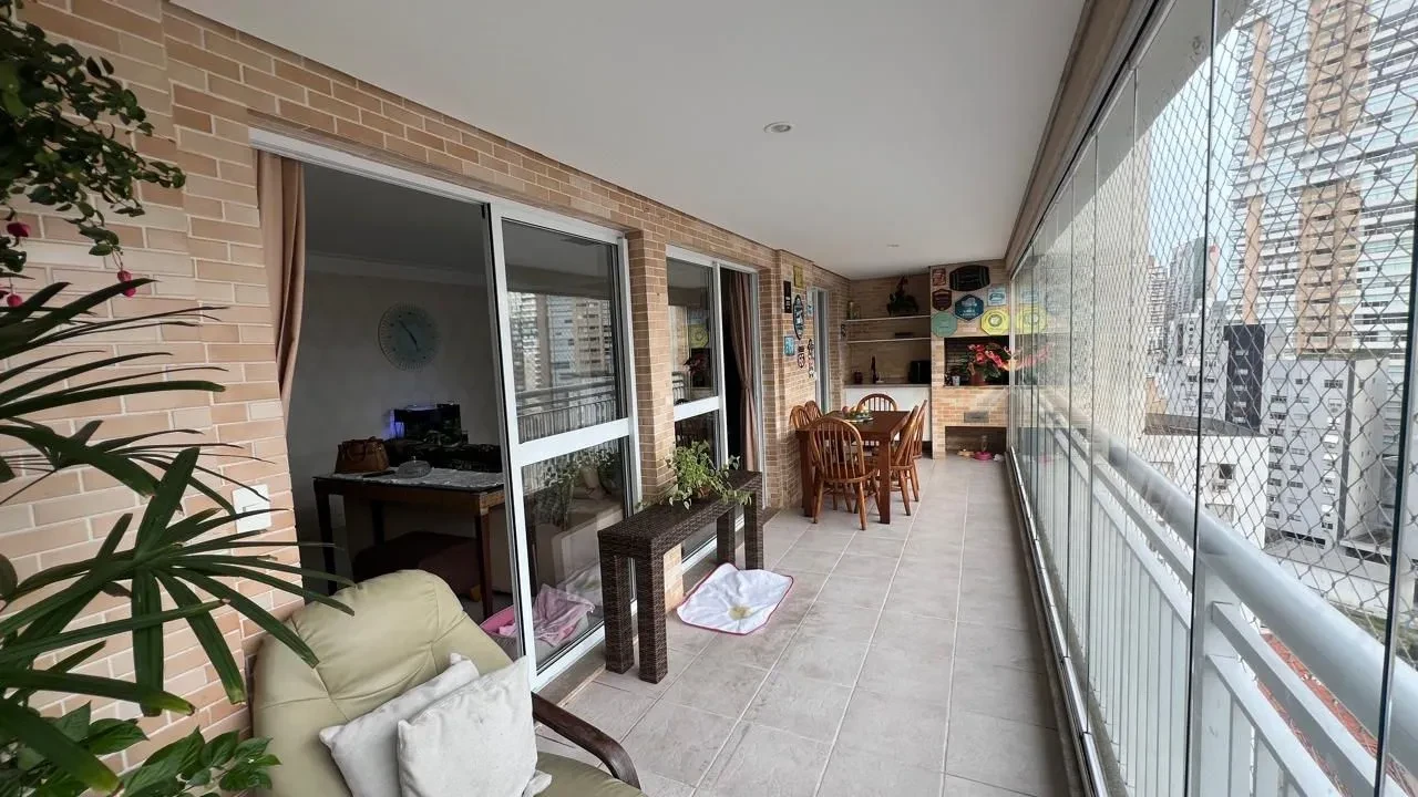 Apartamento com 3 Quartos à Venda, 139 m² em Gonzaga - Santos