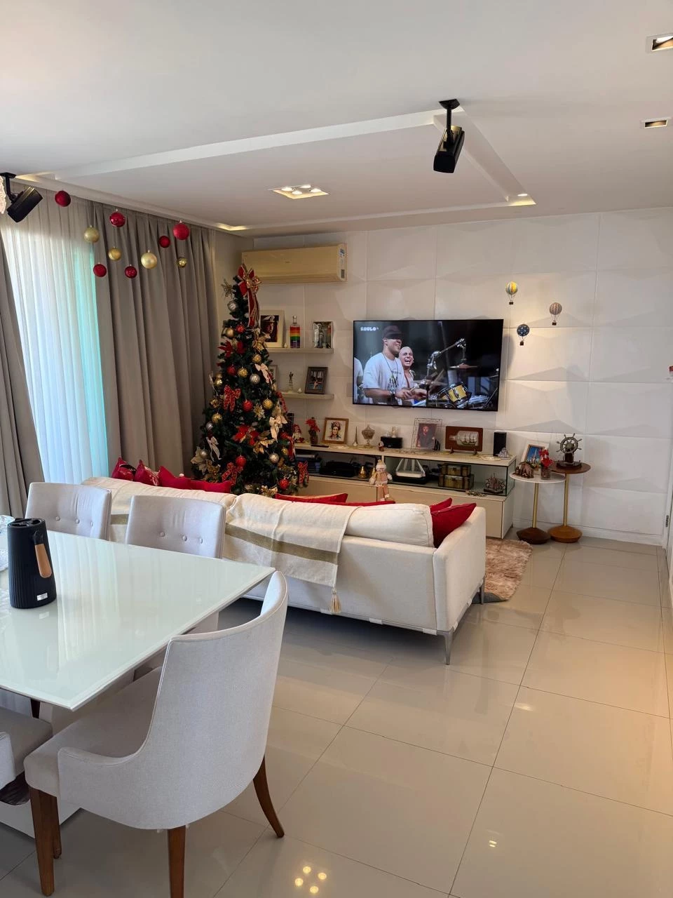 Foto do imóvel: Apartamento com 3 Quartos à Venda, 116 m² em Manuel Dias Branco - Fortaleza