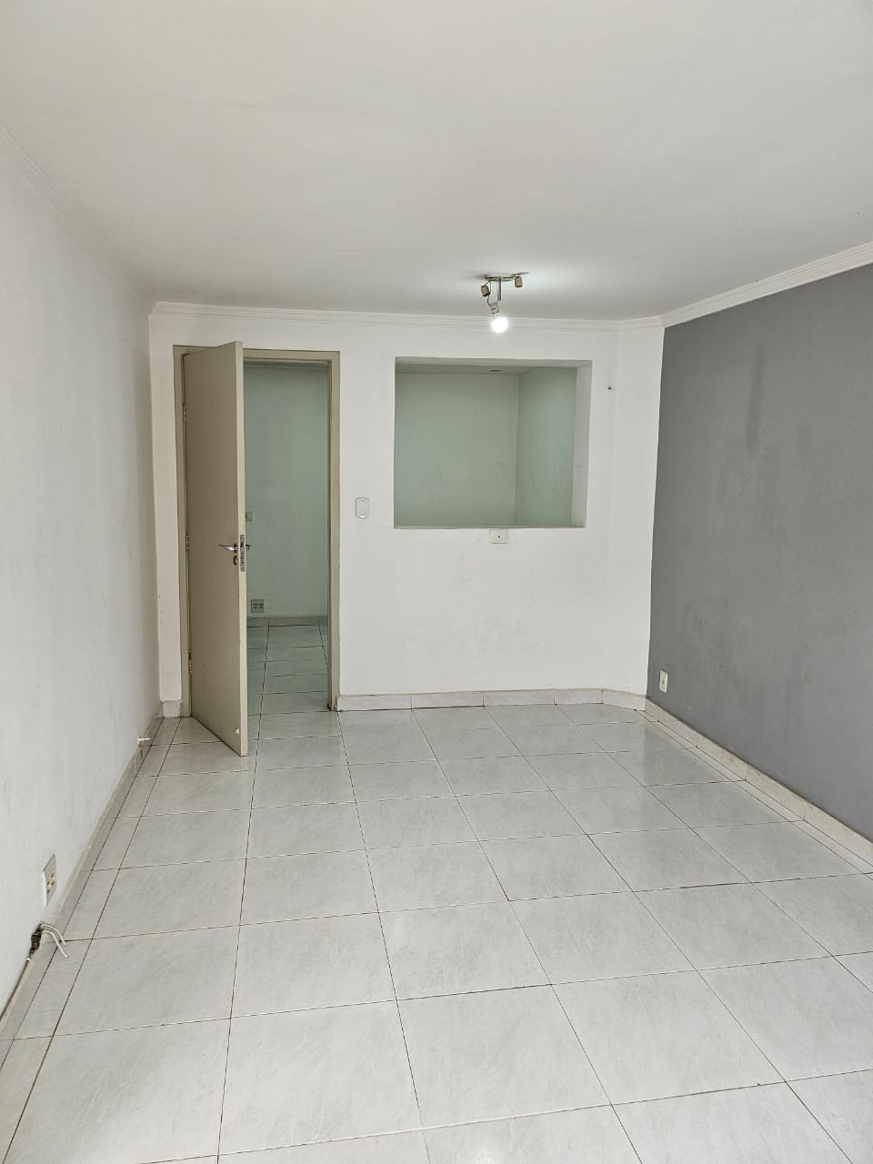 Imagem Ponto Comercial para Alugar, 180 m²em Indianópolis - São Paulo 