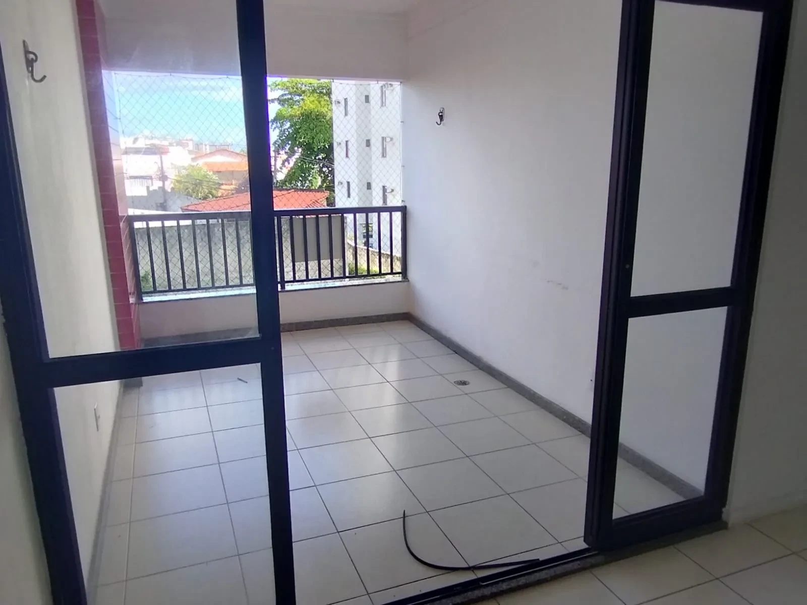 Imagem Apartamento com 3 Quartos à Venda, 80 metros em Stiep - Salvador