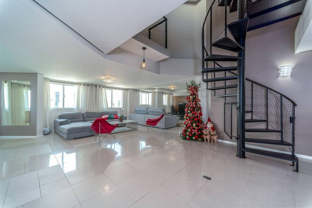 Imagem Cobertura com 5 Quartos à Venda, 539 m²em Centro - Balneário Camboriú