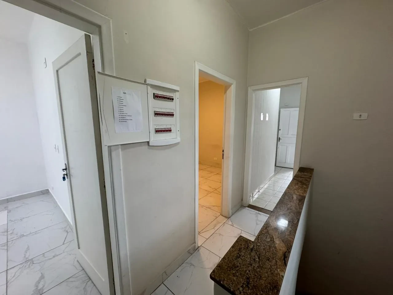 Imagem Ponto Comercial à Venda ou Locação, 324 m² em Aparecida - Santos