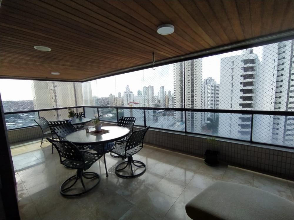 Imagem Apartamento com 4 Quartos à Venda, 393 m²em Casa Amarela - Recife