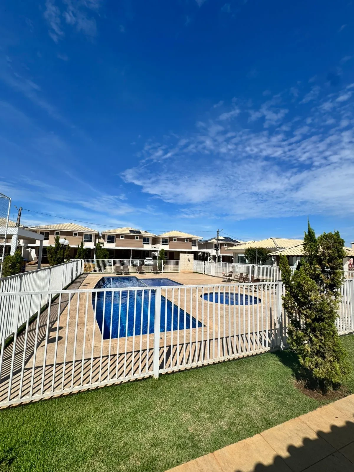 Imagem Casa com 3 Quartos para Alugar, 137 m² em Santa Cruz - Cuiabá