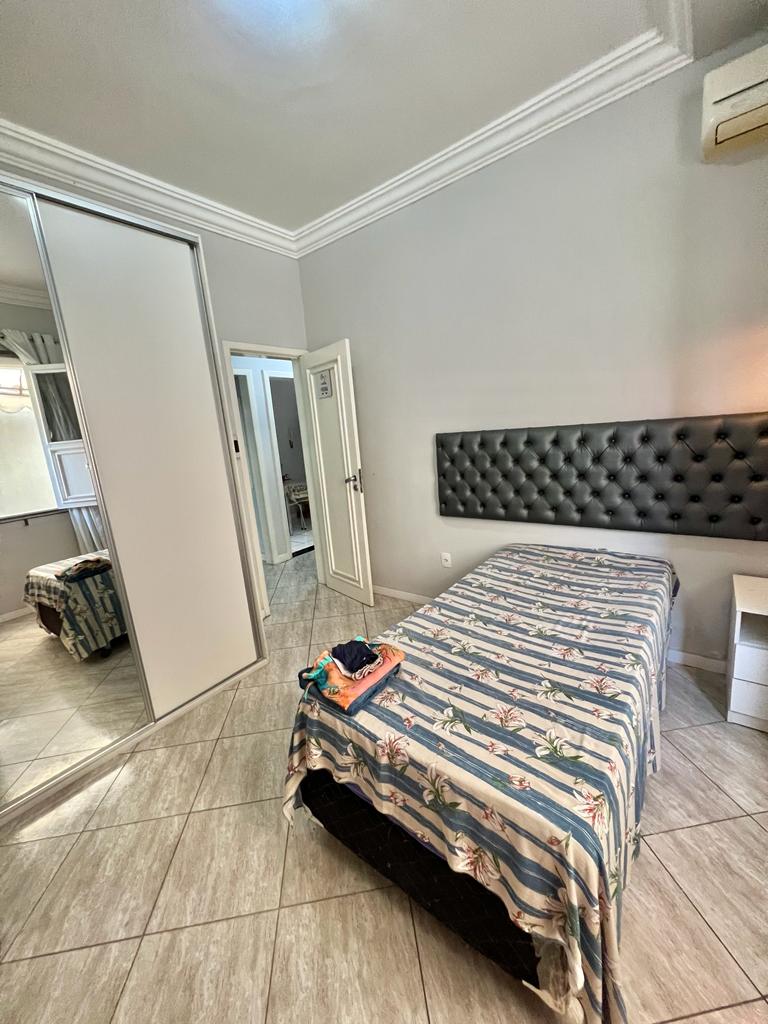 Imagem Casa com 5 Quartos à Venda, 250 m²em Marambaia - Belém