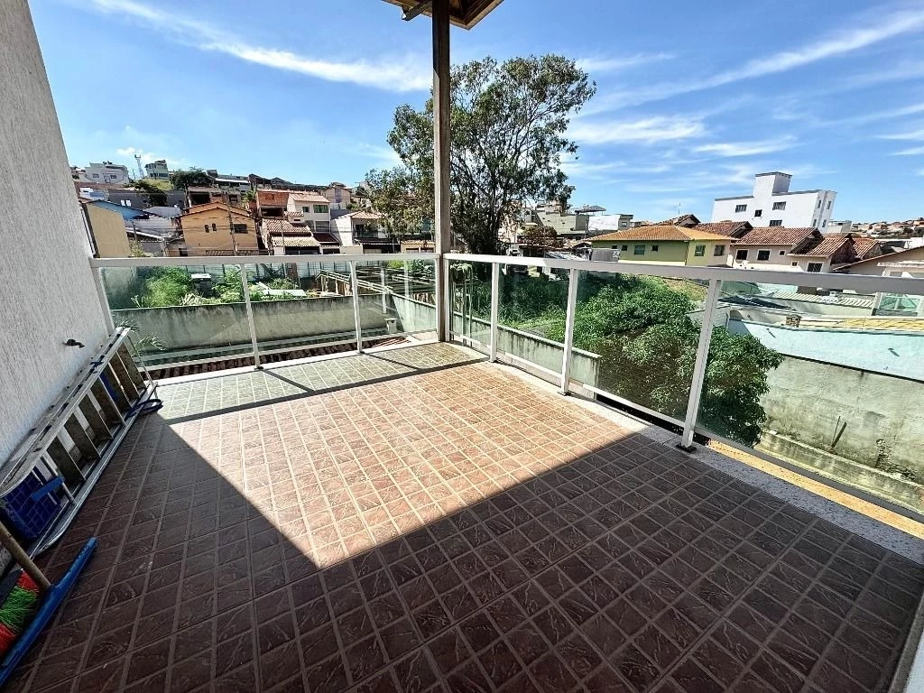 Imagem Casa com 4 Quartos à Venda, 375 m² em Parque Xangri-Lá - Contagem