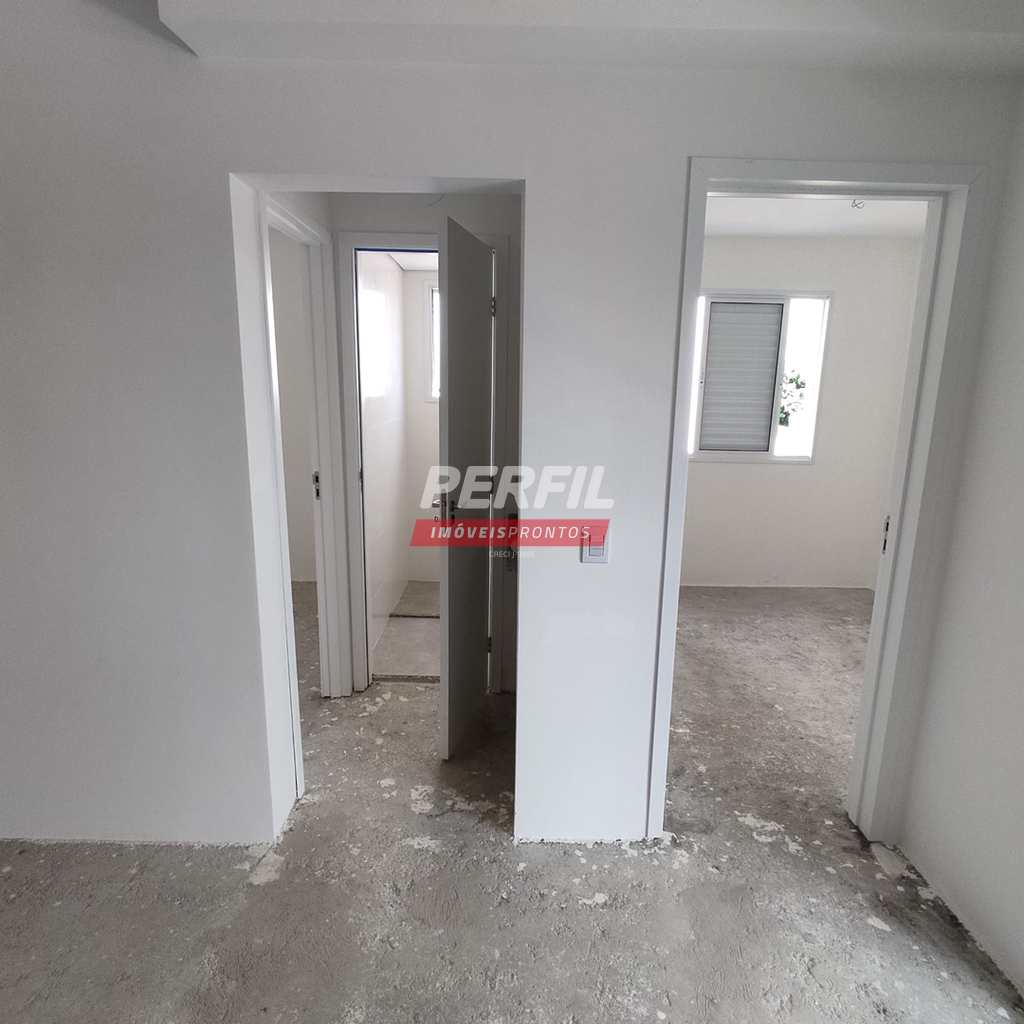 Imagem Apartamento com 2 Quartos à Venda, 48 m²em Quitaúna - Osasco