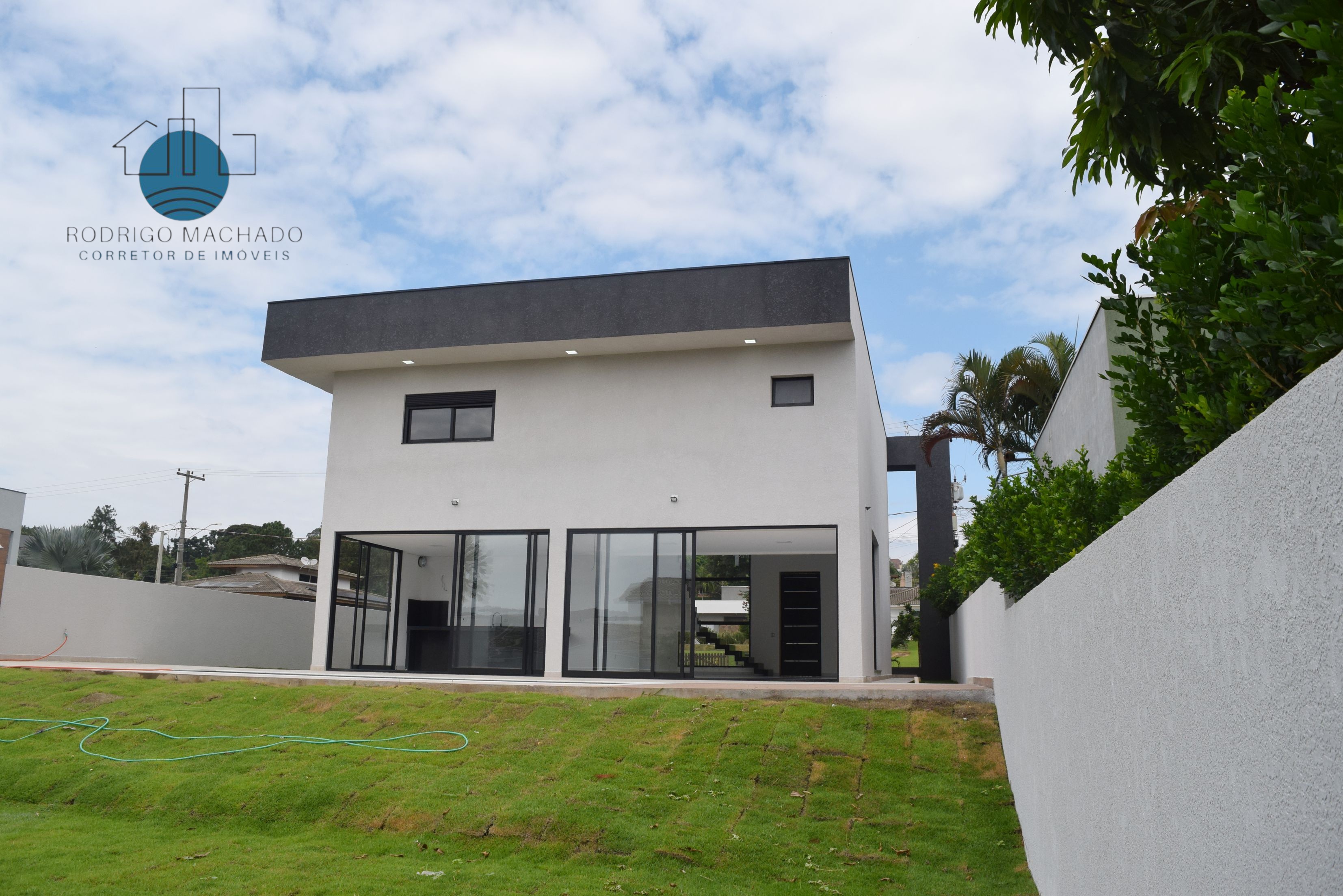 Imagem Sobrado com 4 Quartos à Venda, 252 m² em Condomínio Residencial Shamballa II - Atibaia
