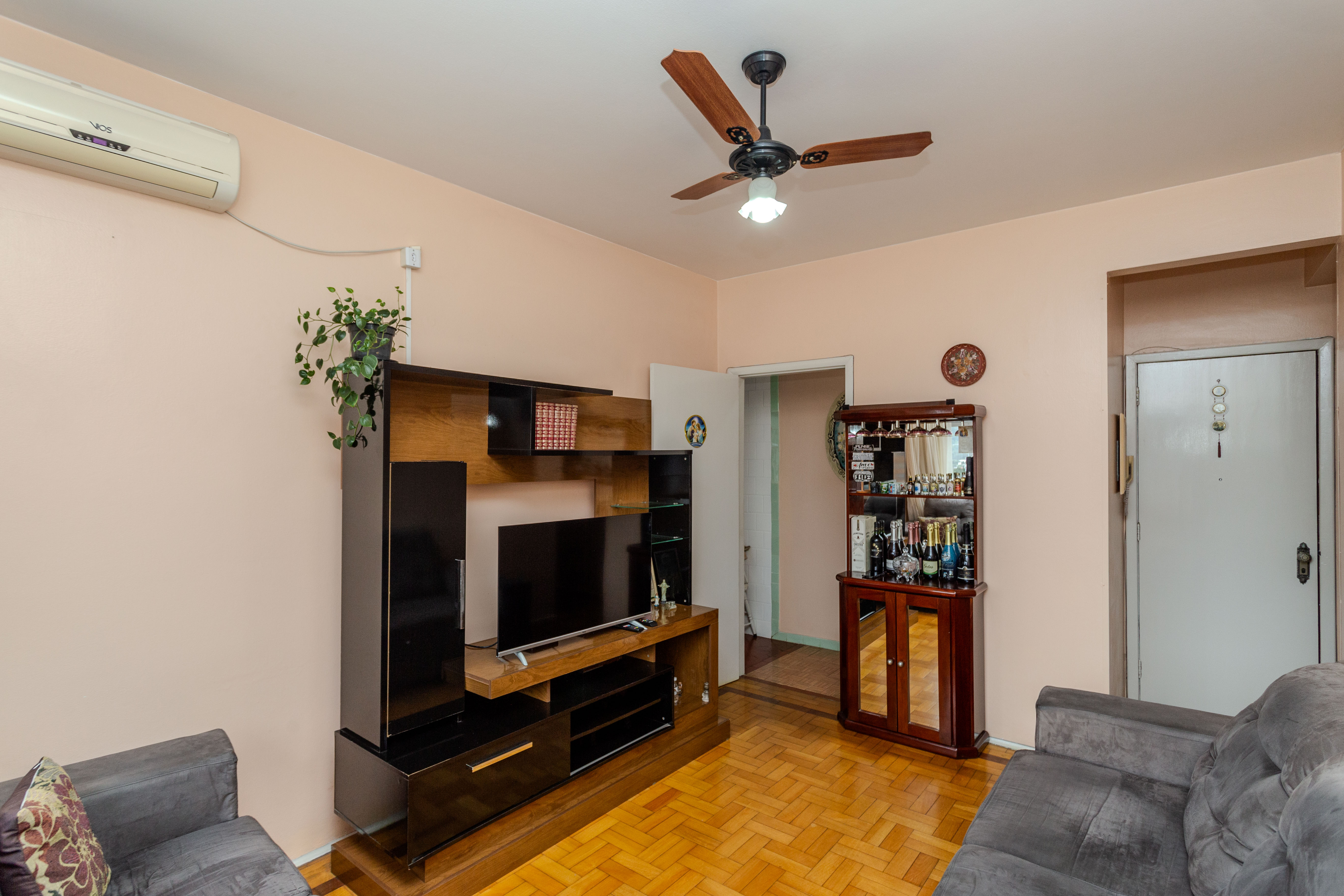 Imagem Apartamento com 2 Quartos à Venda, Locação ou Temporada, 80 m² em Centro - Santa Maria