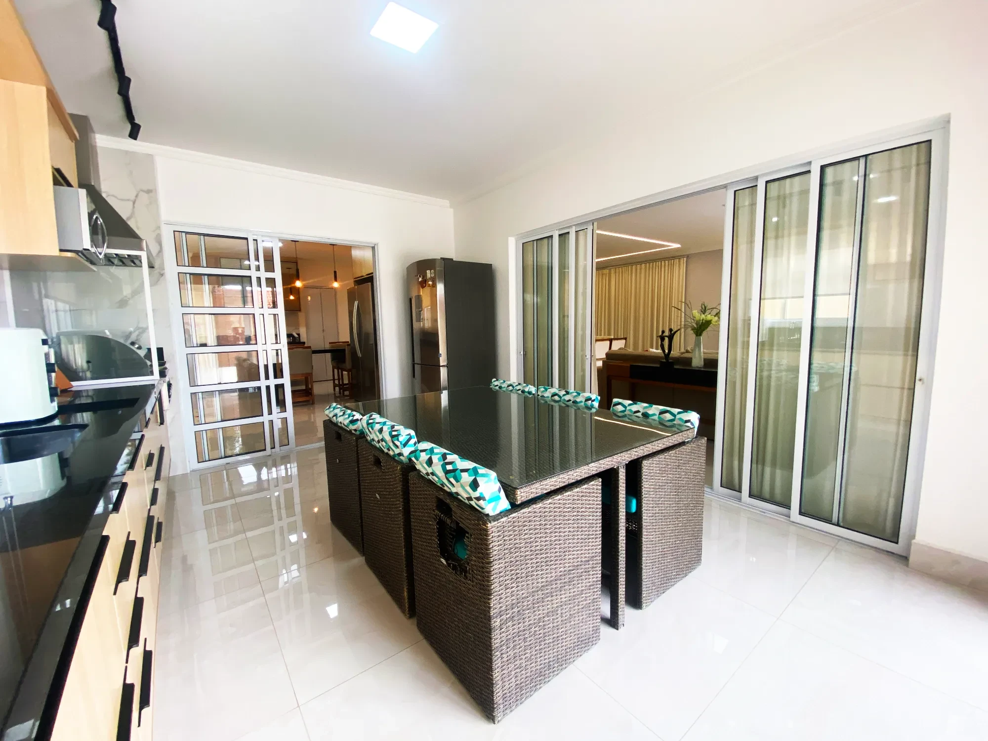 Imagem Casa de Condomínio com 5 Quartos à Venda, 450 m² em Jardim das Colinas - São José dos Campos