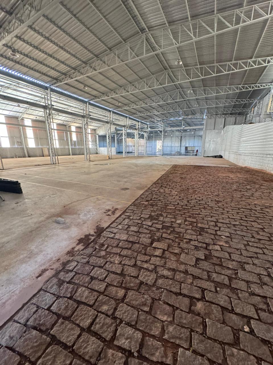 Imagem Galpão à Venda ou Locação, 2.128 m² em Guaxinduva - Atibaia