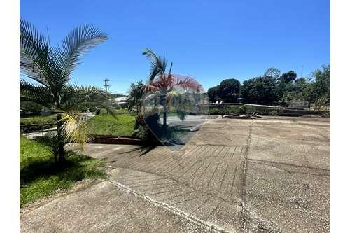 Imagem Galpão à Venda ou Locação, 296 m²em Bom Retiro - São José dos Campos