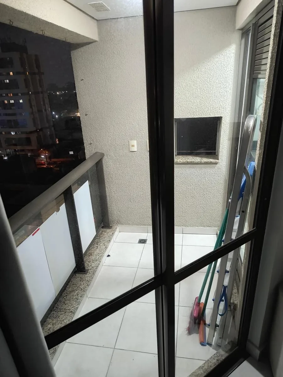 Imagem Apartamento com 2 Quartos à Venda, 59 metros em Capão Raso - Curitiba