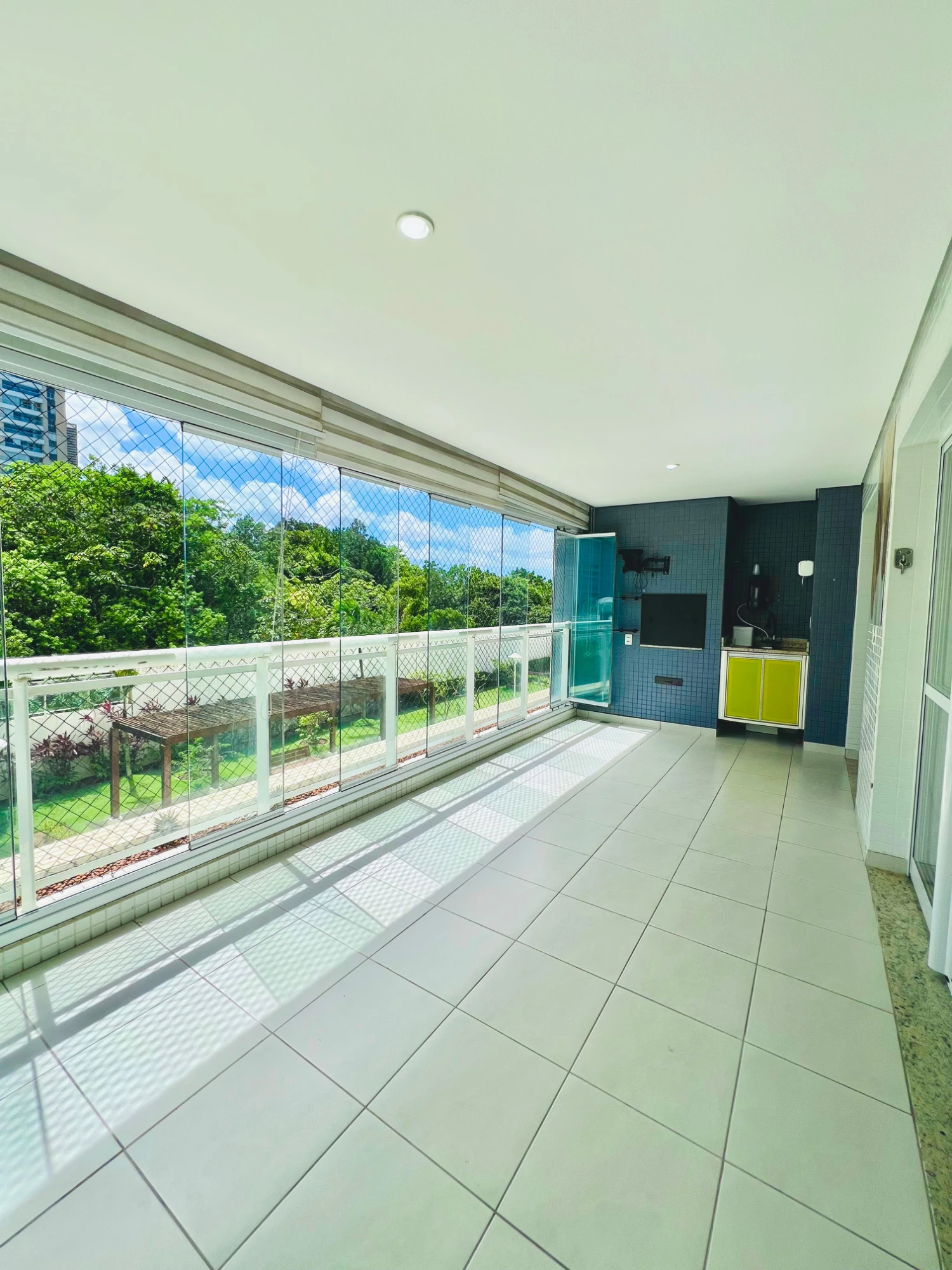 Imagem Apartamento com 3 Quartos à Venda, 130 m² em Patamares - Salvador