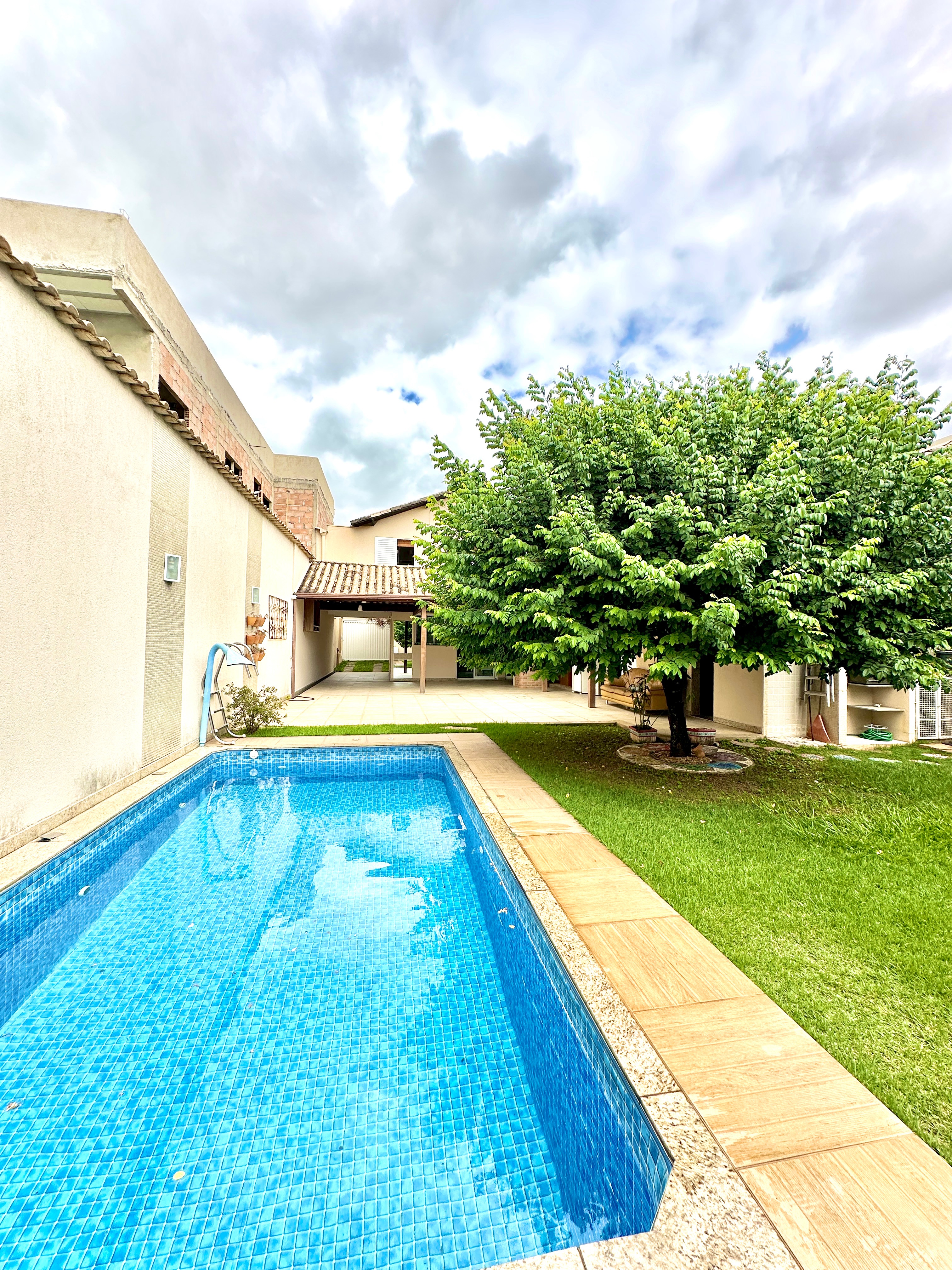 Imagem Casa com 4 Quartos à Venda, 360 m²em Itapoã - Belo Horizonte