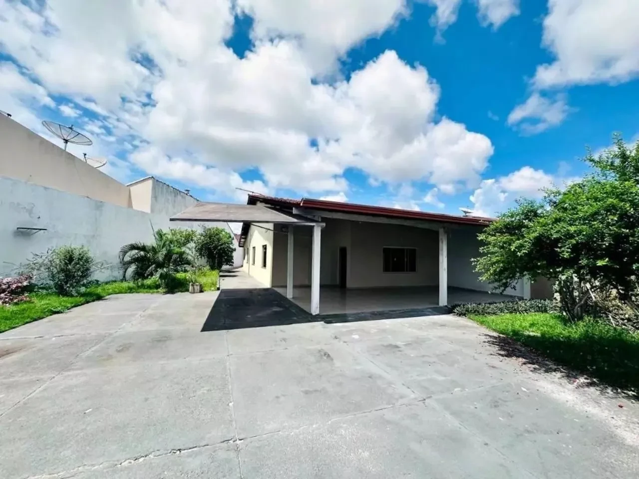 Imagem Casa de Condomínio com 3 Quartos à Venda ou Locação, 180 m² em São Sebastião - Porto Velho