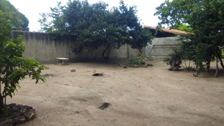 Imagem Casa com 2 Quartos à Venda, 360 m²em Setor Nova Aruanã  - Aruanã