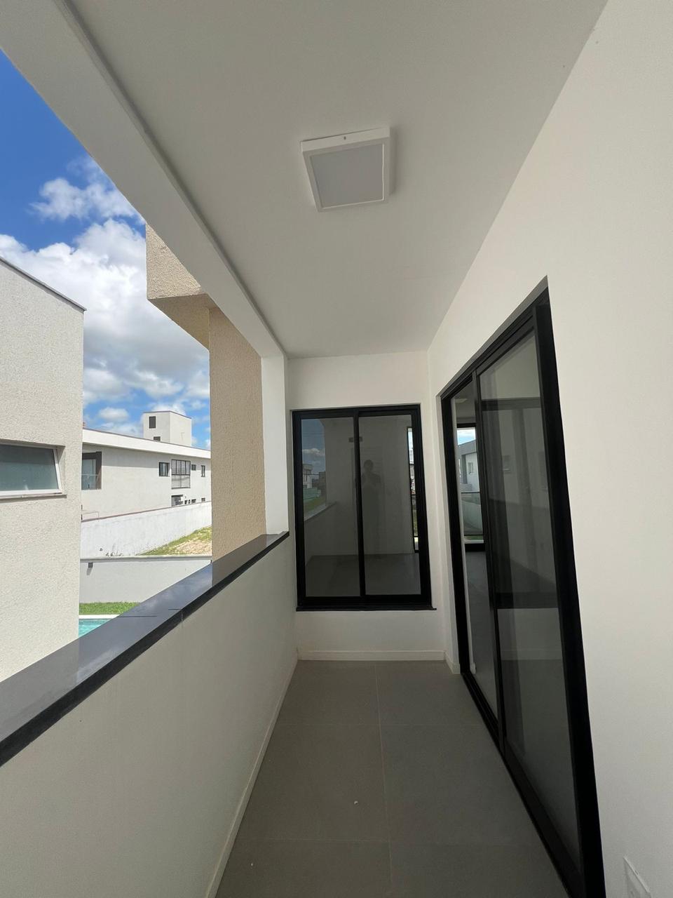 Imagem Casa de Condomínio com 4 Quartos à Venda, 295 m² em Cidade Alpha - Eusébio