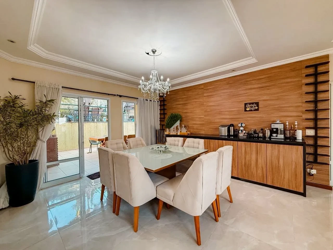 Imagem Casa de Condomínio com 4 Quartos à Venda, 368 m² em Jardim Indaiá - Embu das Artes