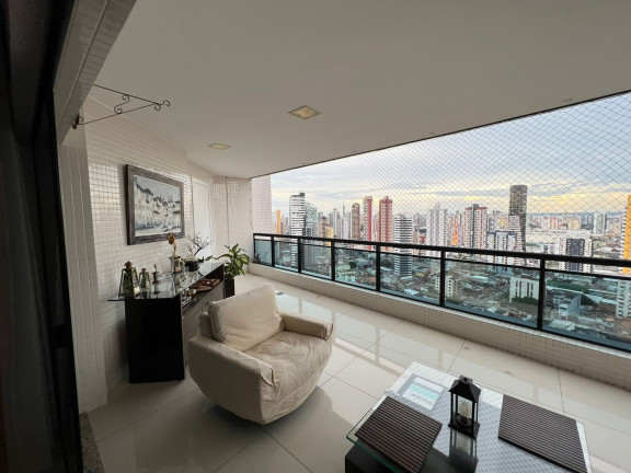 Imagem Apartamento com 4 Quartos à Venda, 260 m² em Umarizal - Belém