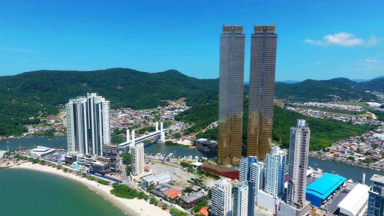 Imagem Apartamento com 4 Quartos à Venda, 419 m² em Centro - Balneário Camboriú