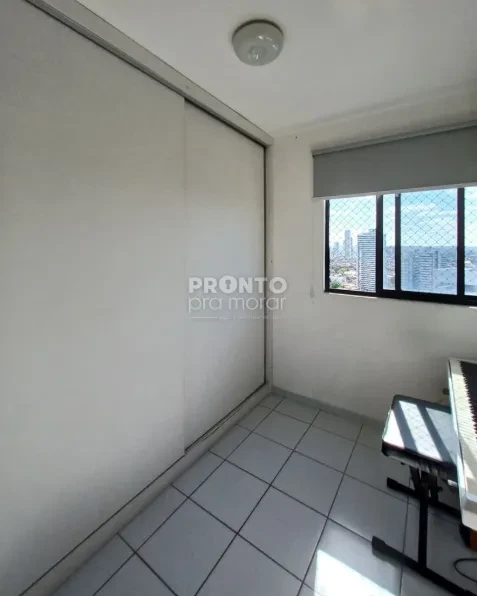 Imagem Apartamento com 3 Quartos à Venda, 62 m² em Casa Amarela - Recife