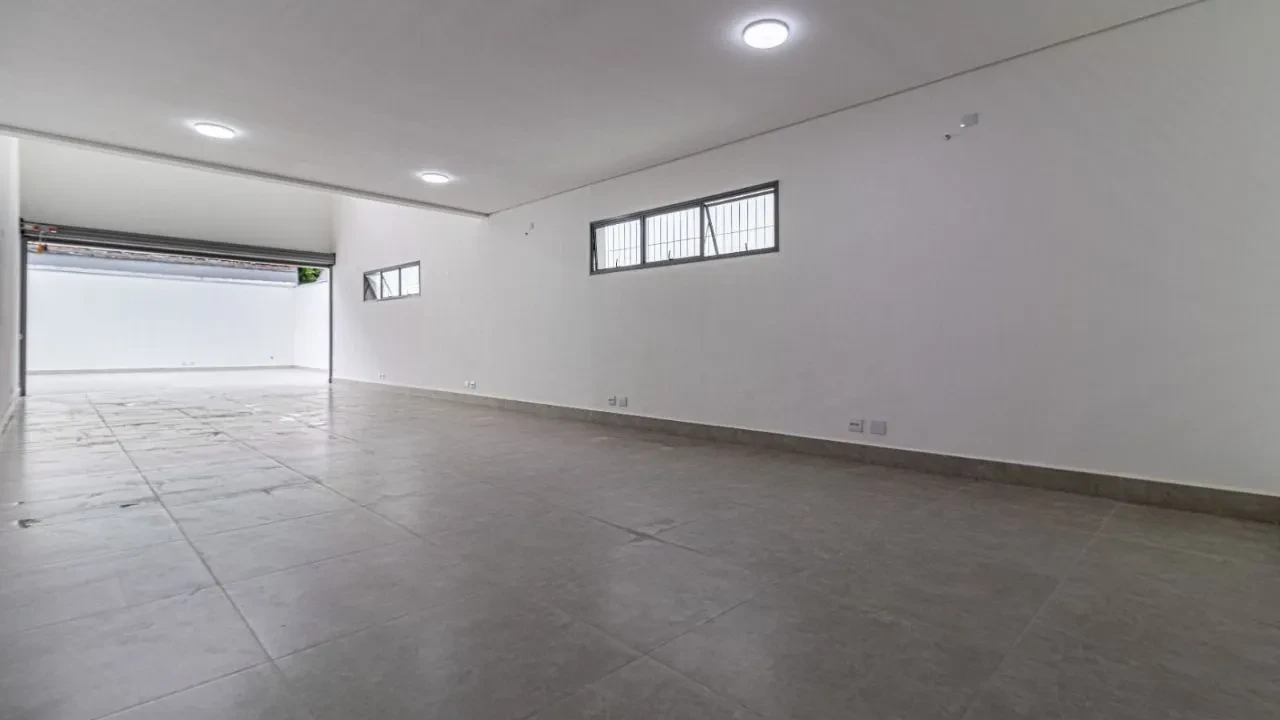 Foto do imóvel: Loja à Venda ou Locação, 550 m² em Vila Mathias - Santos