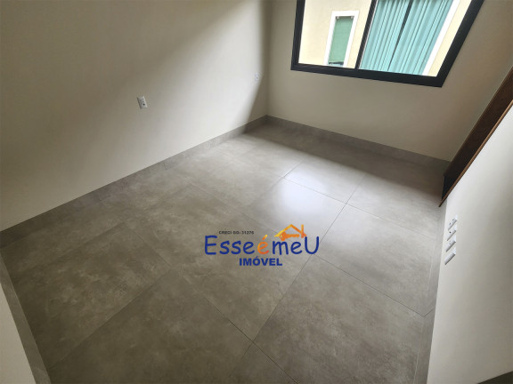 Imagem Casa de Condomínio com 5 Quartos à Venda, 304 m² em Jardins Madri - Goiânia