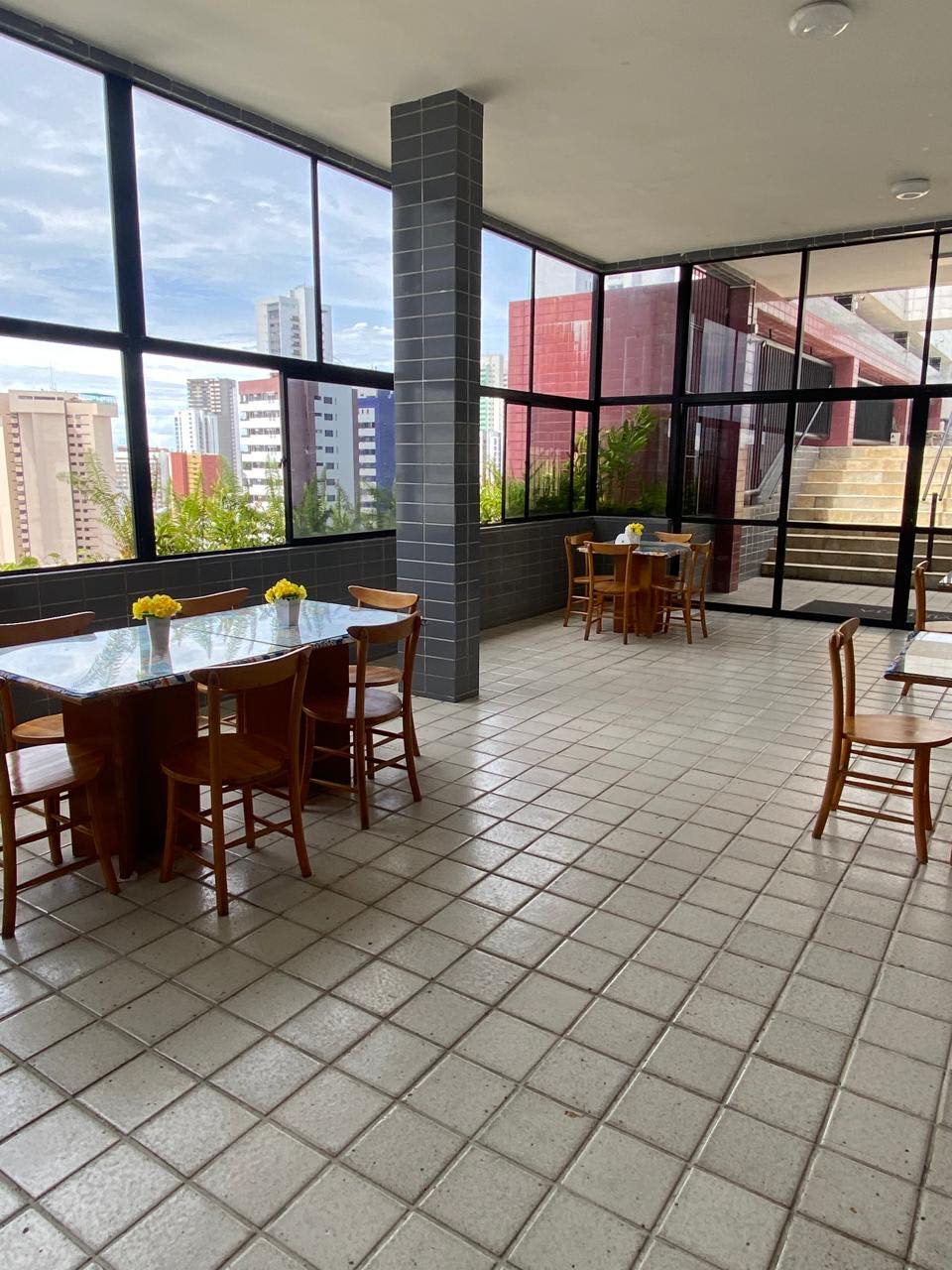 Imagem Apartamento com 2 Quartos à Venda, 65 m²em Boa Viagem - Recife