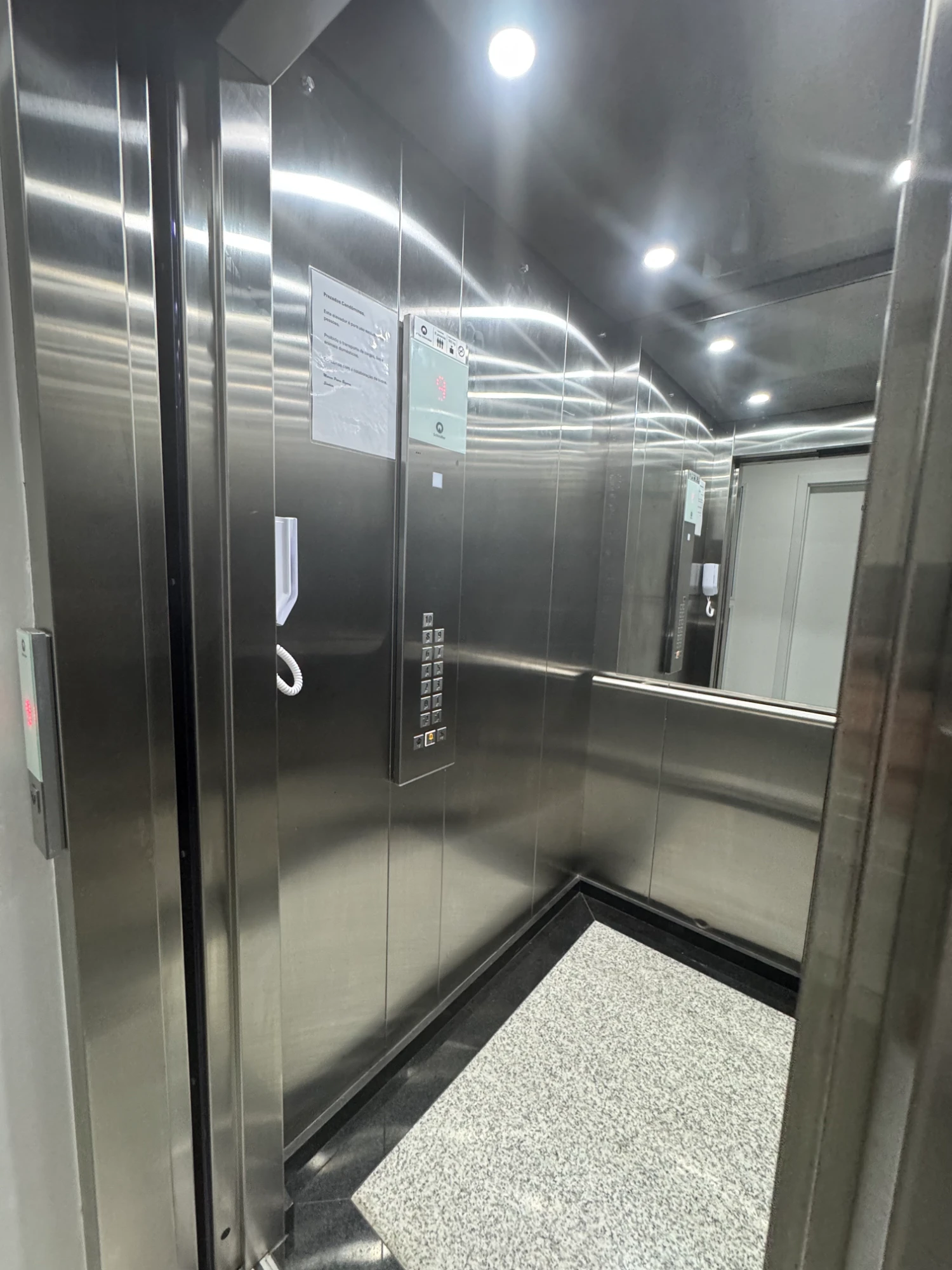 Imagem Apartamento com 3 Quartos à Venda, 99 metros em Massaguaçu - Caraguatatuba