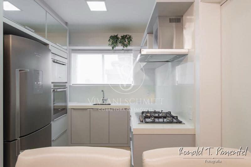 Imagem Apartamento com 4 Quartos à Venda, 185 m² em Meia Praia - Itapema