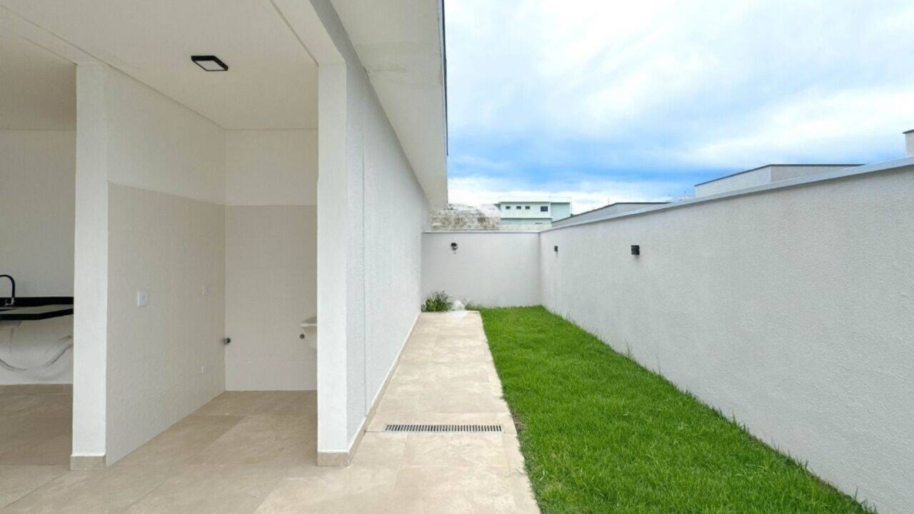 Imagem Casa de Condomínio com 3 Quartos à Venda, 135 m² em Parque Residencial Maria Elmira - Caçapava