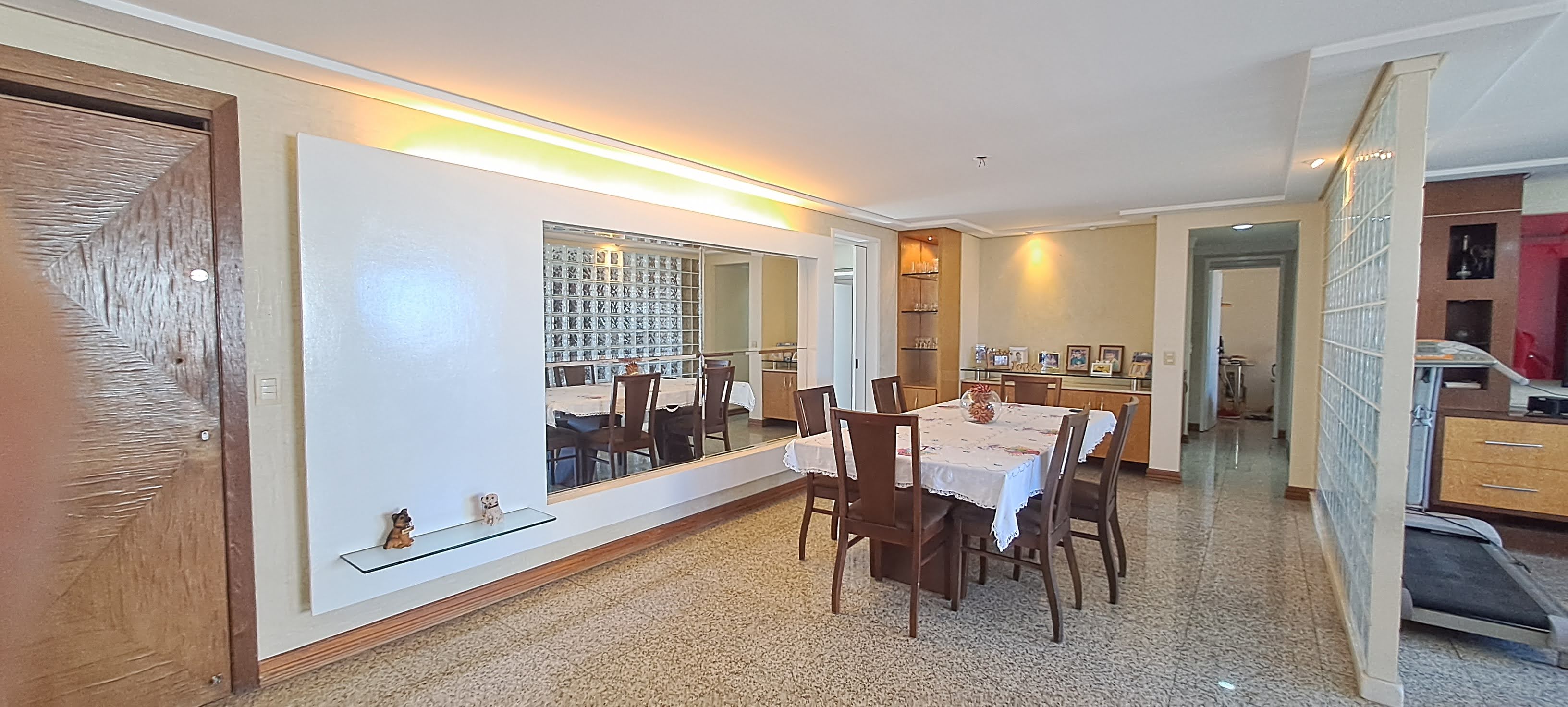 Imagem Apartamento com 3 Quartos à Venda, 150 m²em Guararapes - Fortaleza