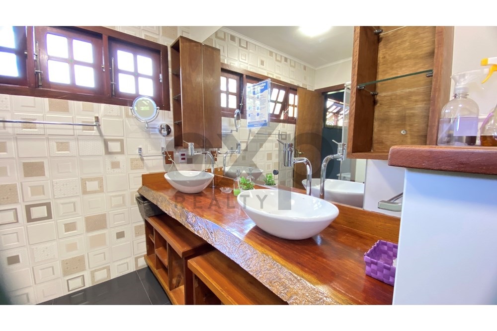 Foto do imóvel: Casa de Condomínio com 5 Quartos à Venda, 317 m² em Itaipava - Petrópolis