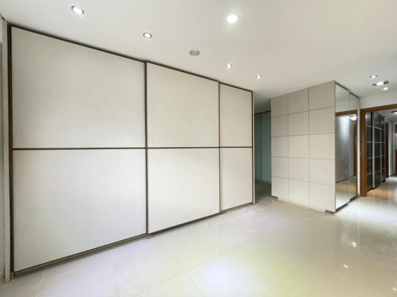 Imagem Cobertura com 3 Quartos à Venda, 329 m² em Setor Bueno - Goiânia