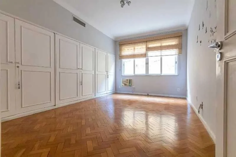 Imagem Apartamento com 4 Quartos à Venda, 525 m²em São Francisco - Niterói