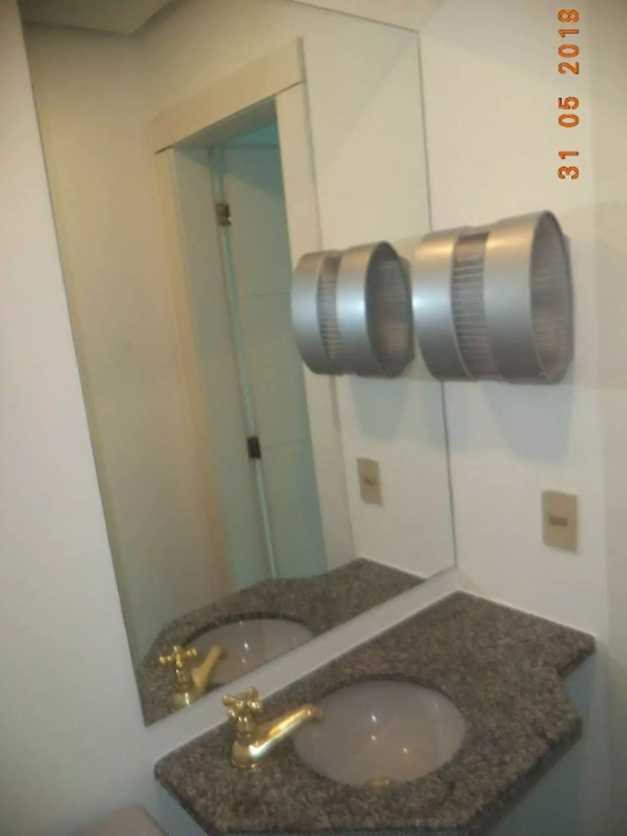 Imagem Sala Comercial à Venda ou Locação, 88 m² em Vila Olímpia - São Paulo