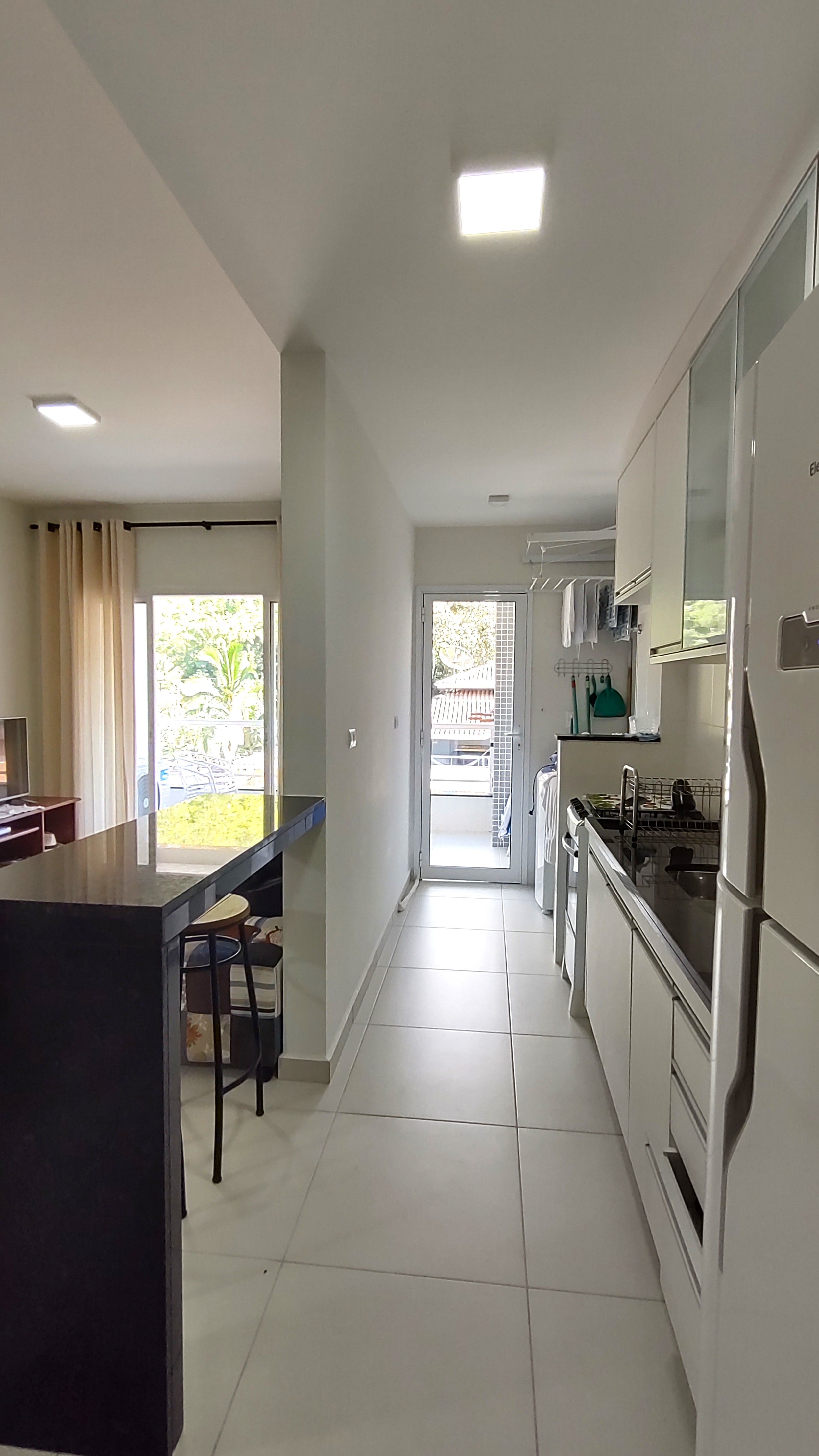 Imagem Apartamento com 2 Quartos à Venda, 75 m²em Toninhas - Ubatuba