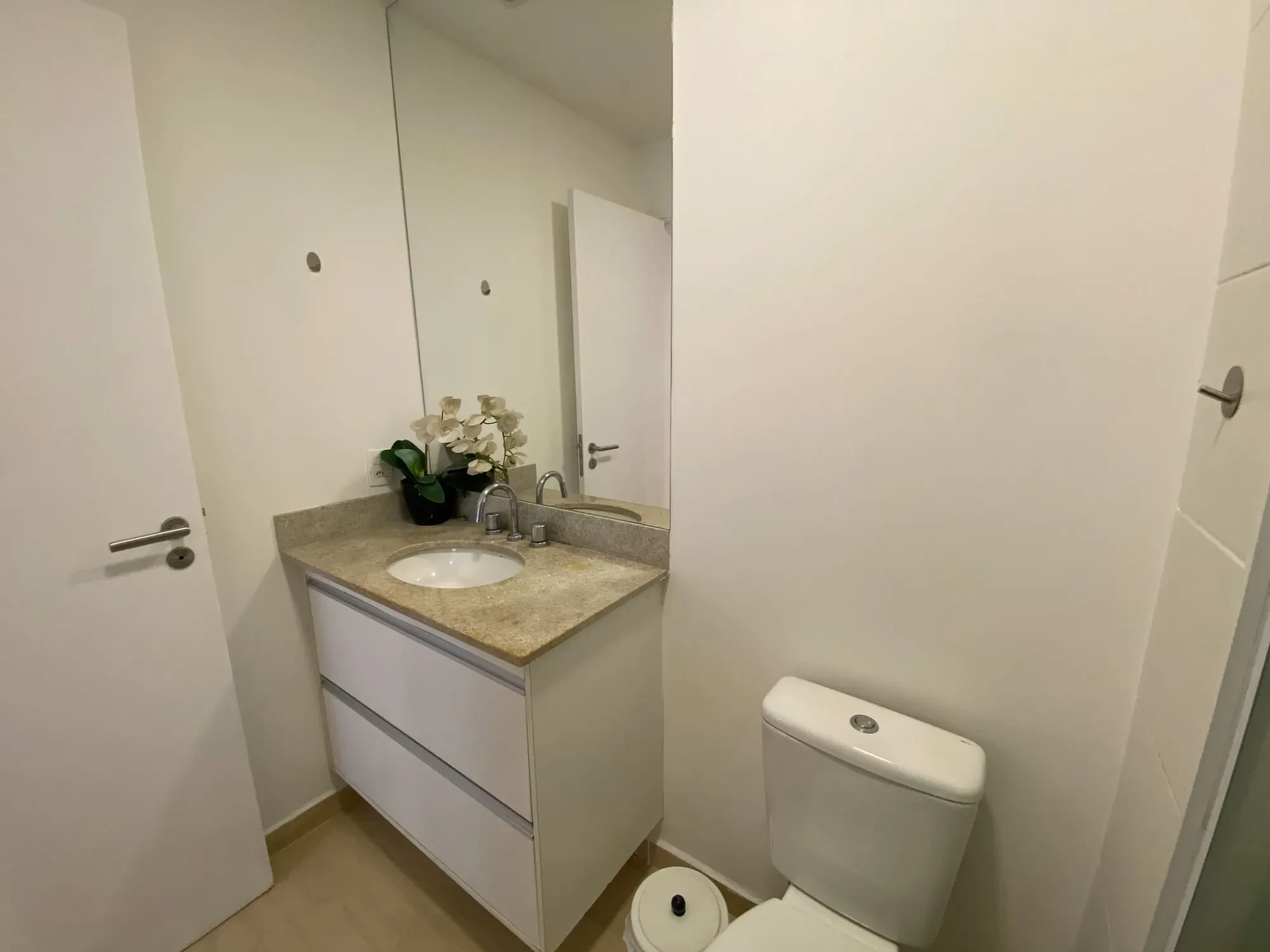 Imagem Apartamento com 1 Quarto à Venda, 105 m² em Gonzaga - Santos