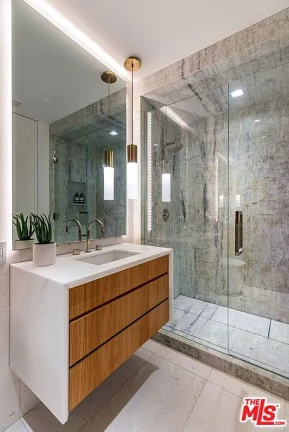 Imagem Casa de Condomínio com 4 Quartos à Venda, 650 m²em Santa Luzia - Contagem