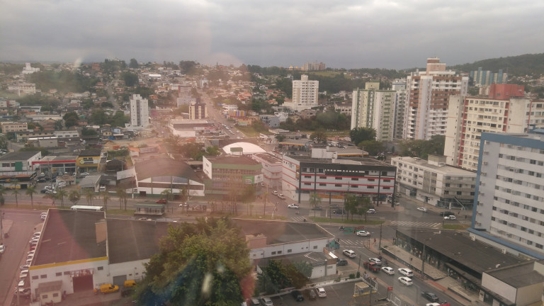 Imagem Apartamento com 2 Quartos à Venda, 82 m² em Centro - Criciúma
