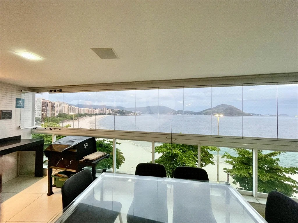 Imagem Apartamento com 4 Quartos à Venda, 230 m²em Icaraí - Niterói