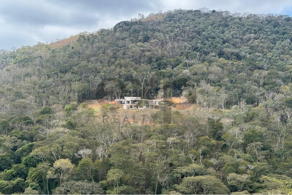 Foto do imóvel: Terreno à Venda, 21.230 m² em Pedro do Rio - Petrópolis