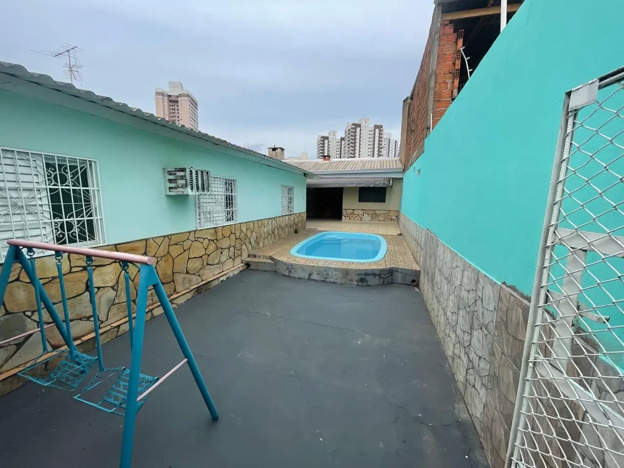 Imagem Casa com 4 Quartos para Alugar, 250 m² em Jardim Tropical - Cuiabá