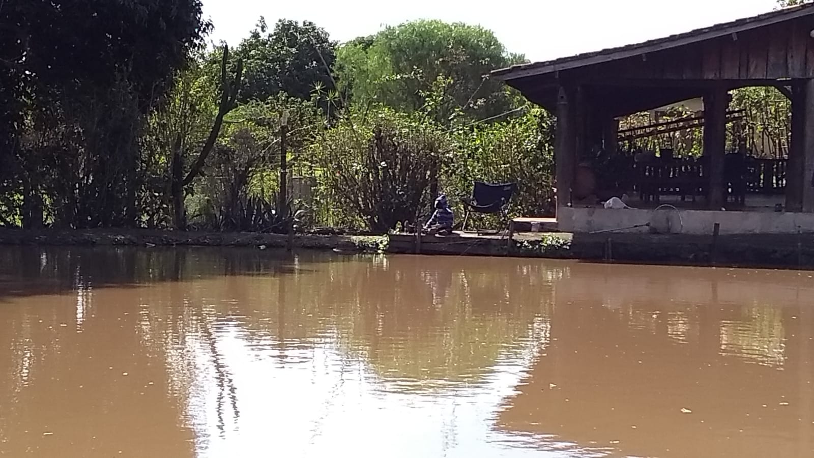 Imagem Chácara com 3 Quartos à Venda, 6.000 m²em ÁGUA DO JAU - Cambará