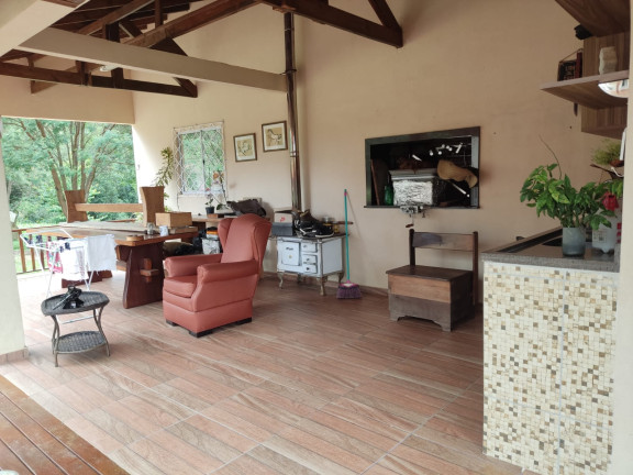 Imagem Chácara com 3 Quartos à Venda, 6.443 m² em AGUDOS - Agudos do Sul