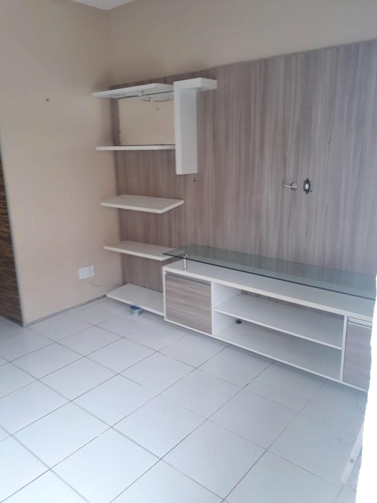 Imagem Casa de Condomínio com 2 Quartos à Venda, 63 m²em Siqueira - Fortaleza