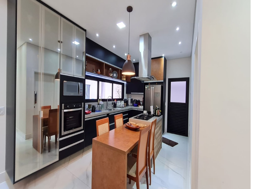 Imagem Casa de Condomínio com 4 Quartos à Venda, 275 m² em Jardim Carolina - Jundiaí